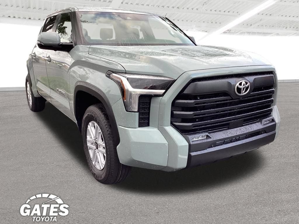 New 2026 Toyota Tundra SR5 SR5 CREWMAX 5.5