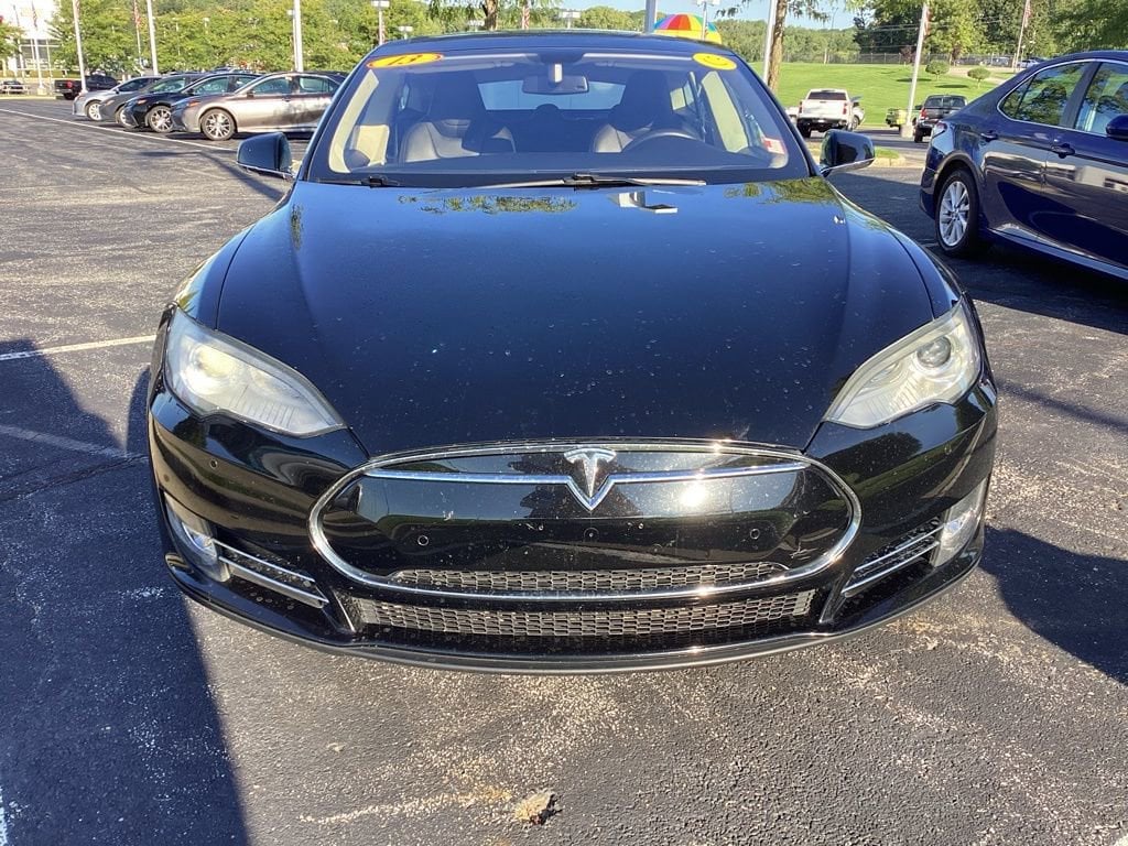 Used 2013 Tesla Model S S with VIN 5YJSA1CNXDFP22389 for sale in South Bend, IN