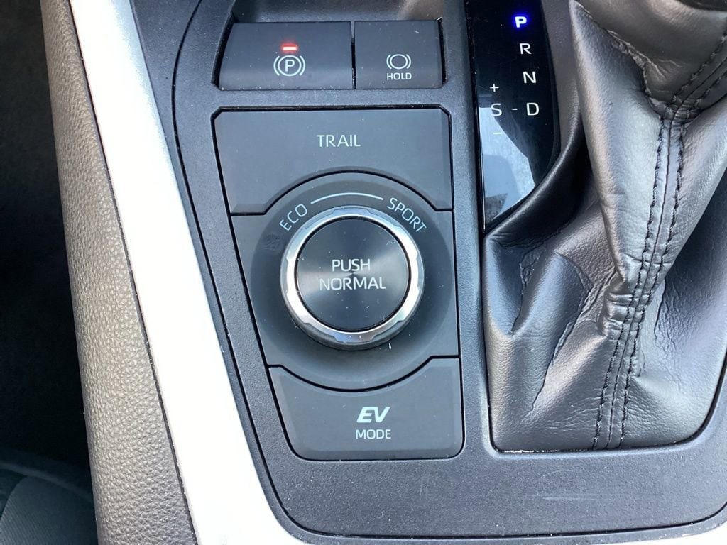 2023 Toyota RAV4 Woodland Edition - Photo 31