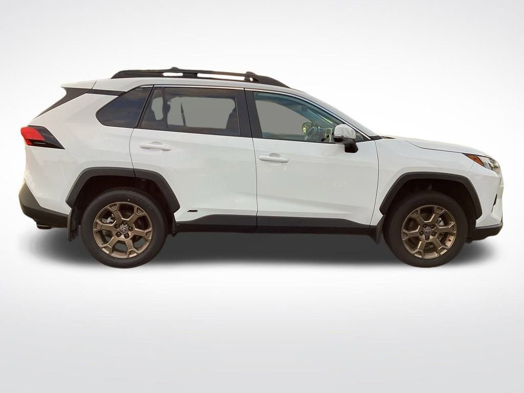 2023 Toyota RAV4 Woodland Edition - Photo 10