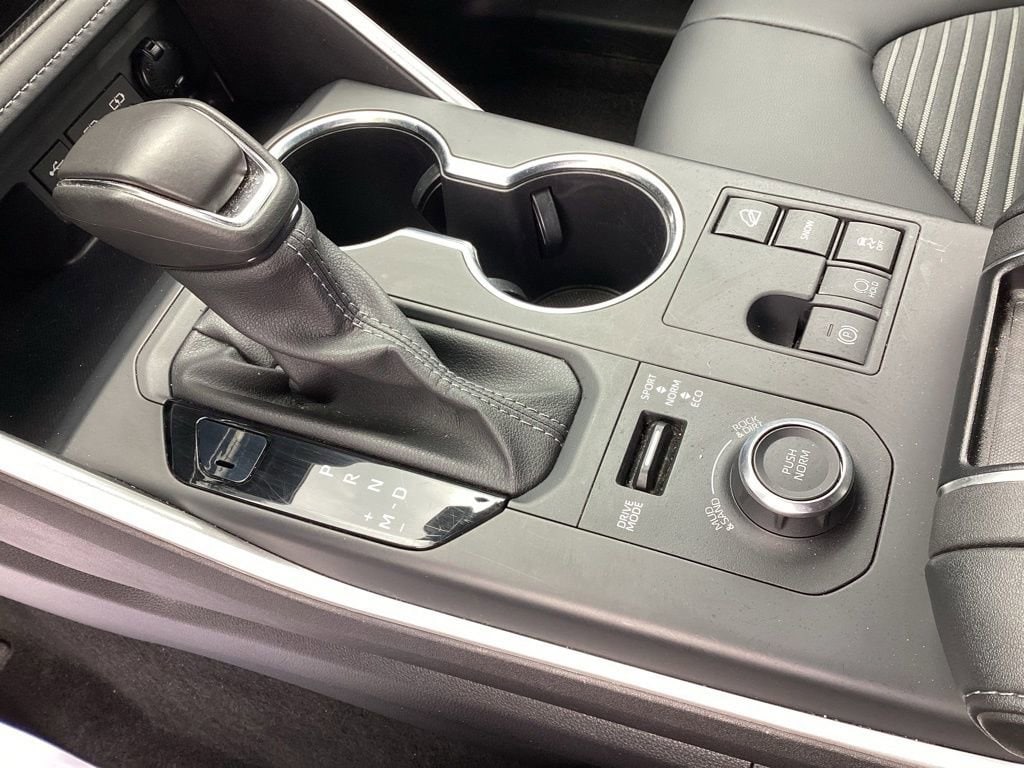 2025 Toyota Highlander XSE - Photo 34