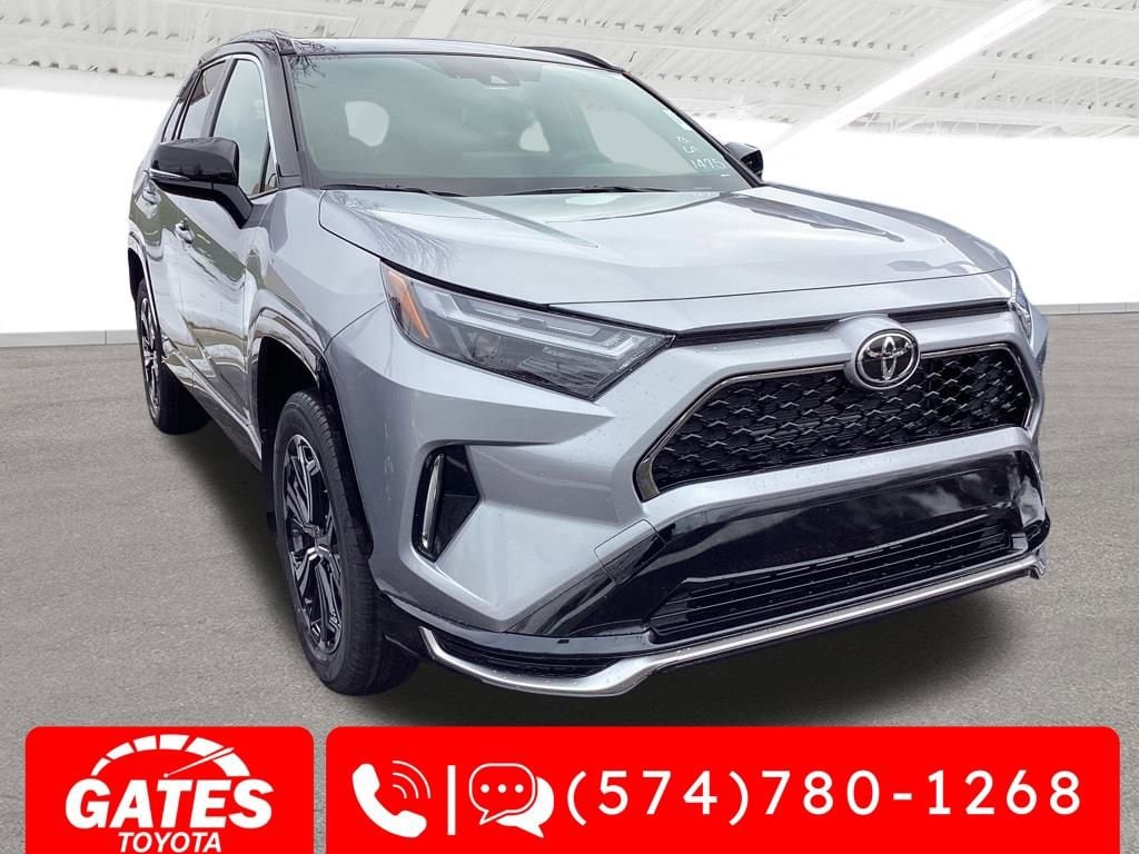 2025 Toyota RAV4 XSE's photo