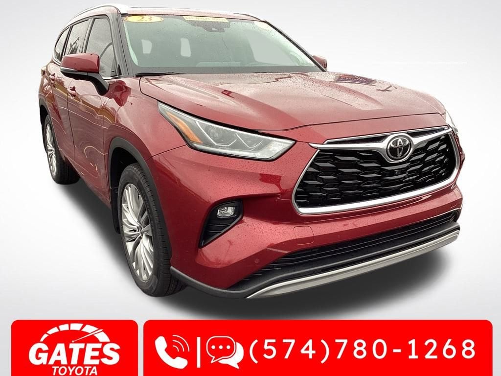 2023 Toyota Highlander Platinum's photo