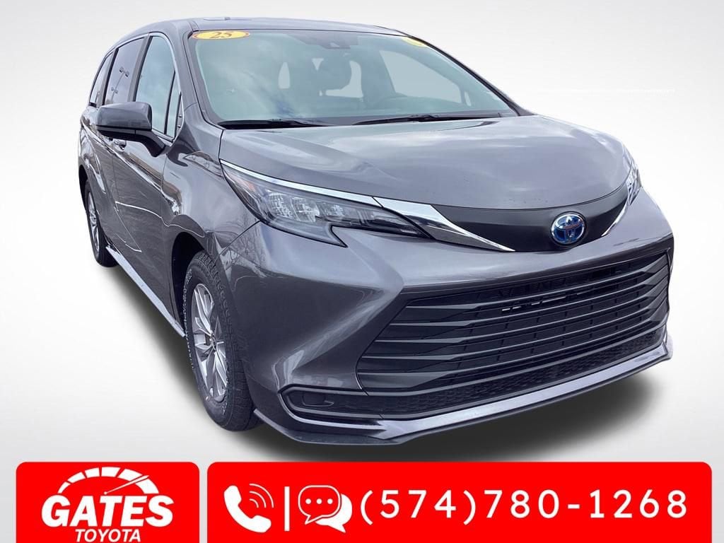 Used 2025 Toyota Sienna LE Passenger Van