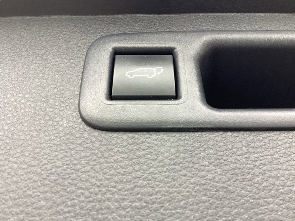2025 Toyota Highlander XSE - Photo 16