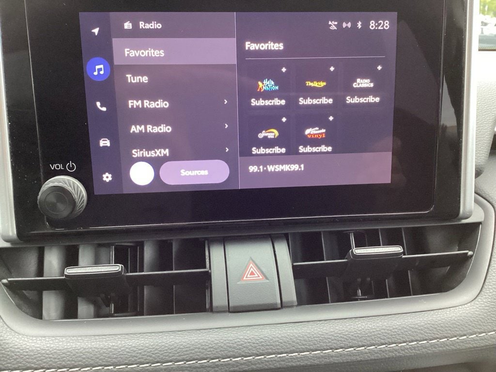 Used 2025 Toyota RAV4 Hybrid XLE Sport Utility