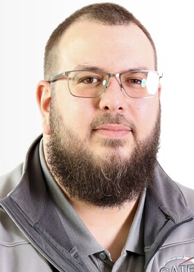 Staff member Stephen Mackin from ID_bc04b316c7c3