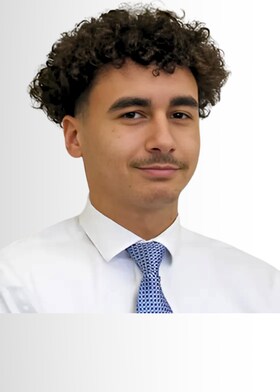 Staff member Devin Jennings from ID_b576f11d515b