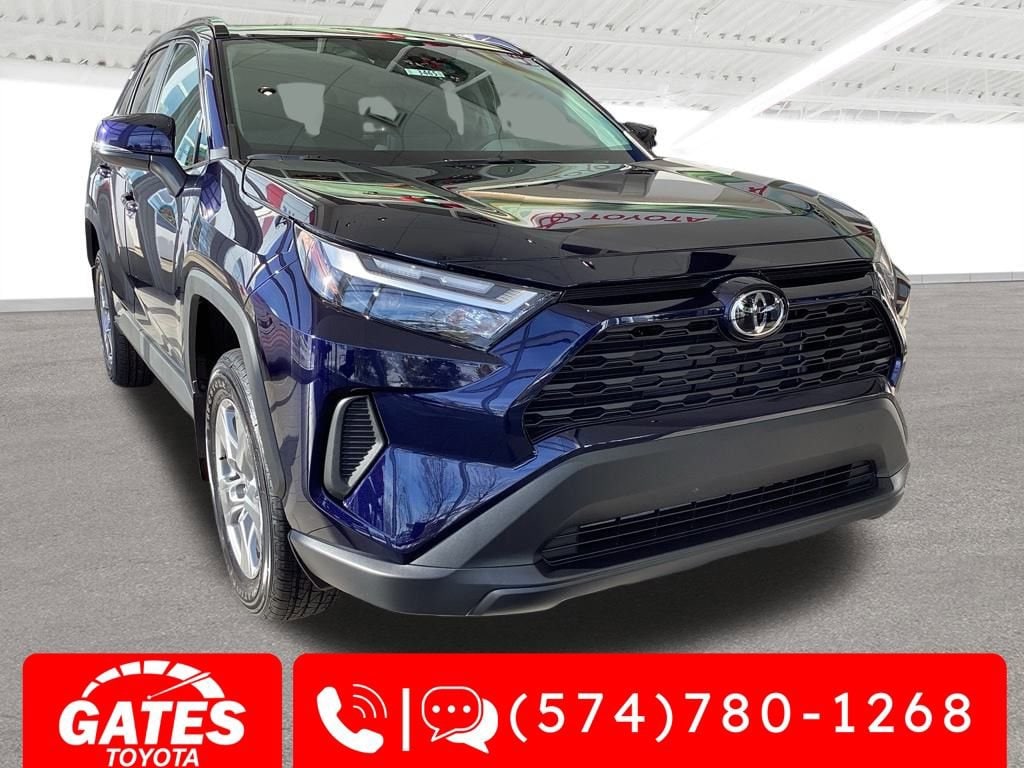 2025 Toyota RAV4 XLE's photo