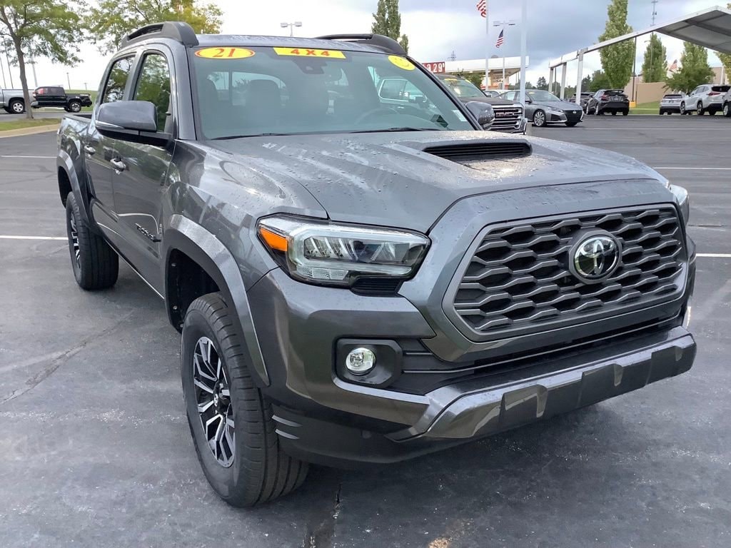 Used 2021 Toyota Tacoma TRD Sport with VIN 3TMCZ5AN3MM419263 for sale in South Bend, IN