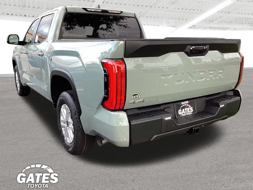 New 2026 Toyota Tundra SR5 SR5 CREWMAX 5.5