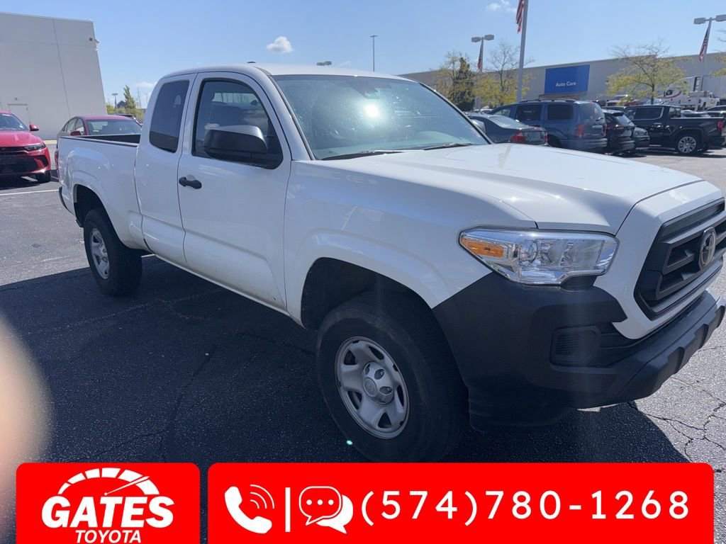 2023 Toyota Tacoma SR photo 3