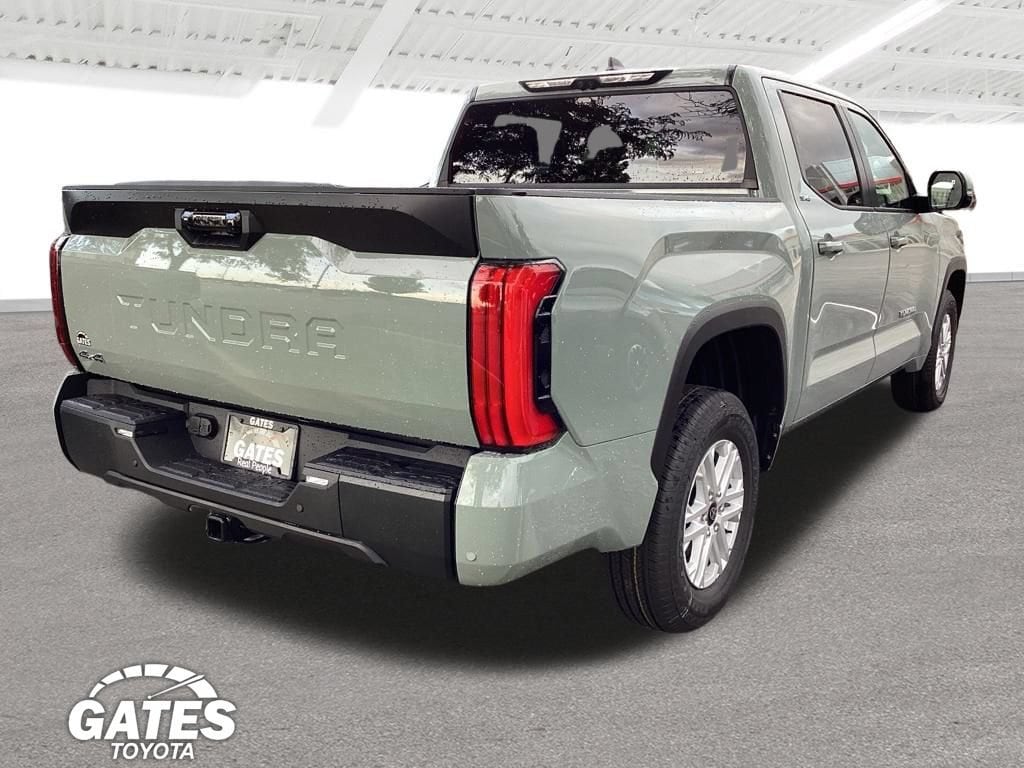 New 2026 Toyota Tundra SR5 SR5 CREWMAX 5.5