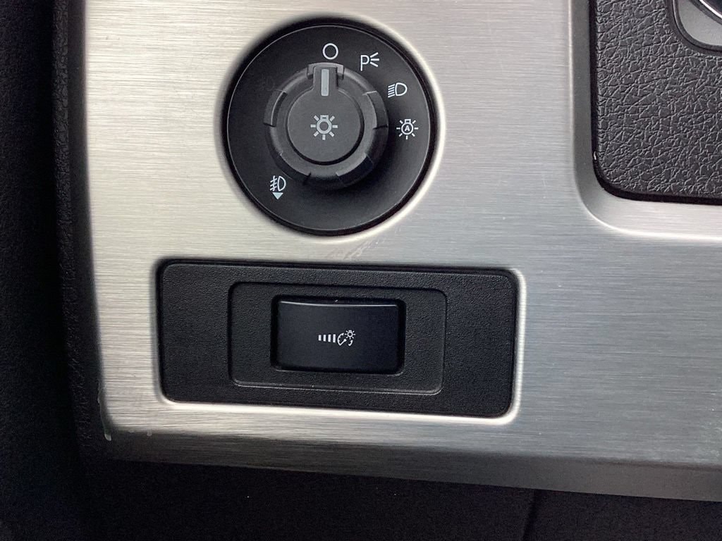 2014 Ford F-150 Platinum - Photo 23