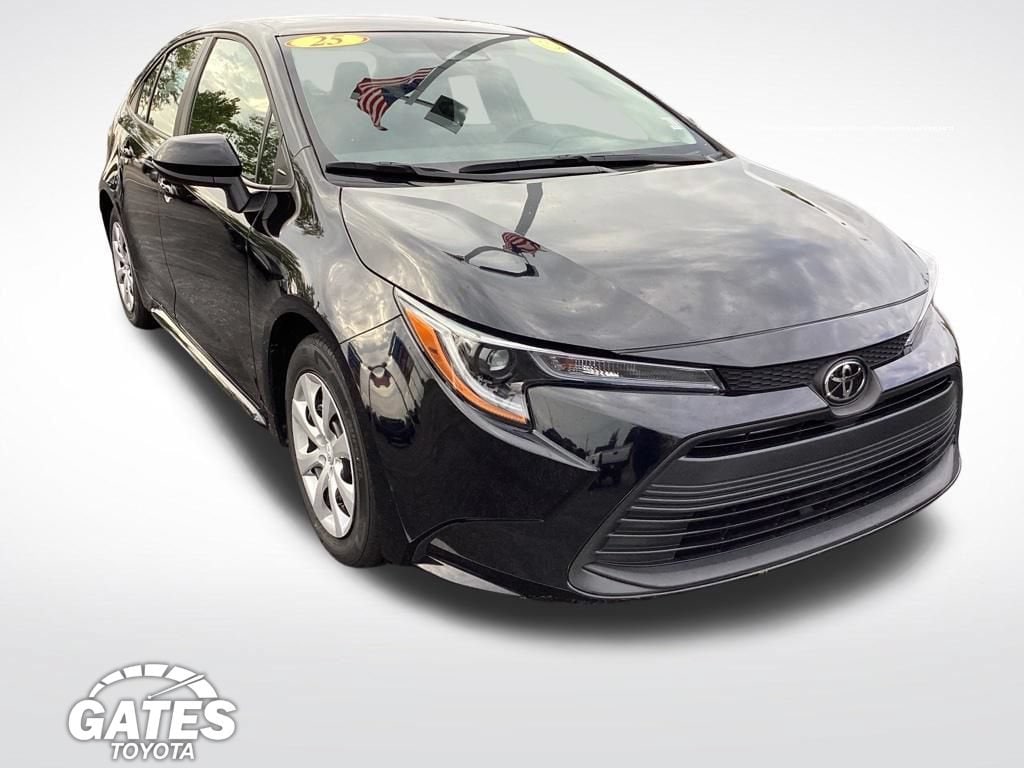 Used 2025 Toyota Corolla LE Sedan