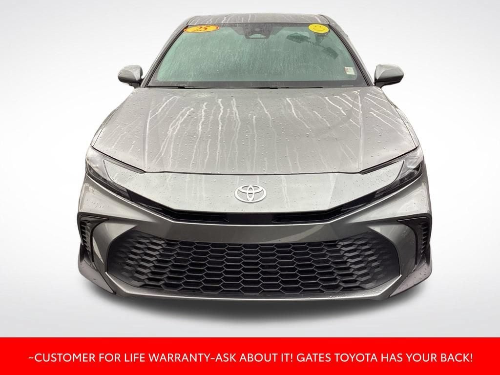 Used 2025 Toyota Camry SE Sedan