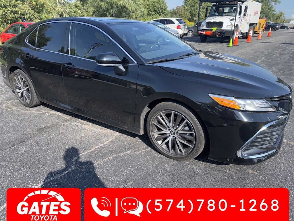 2023 Toyota Camry XLE photo 2