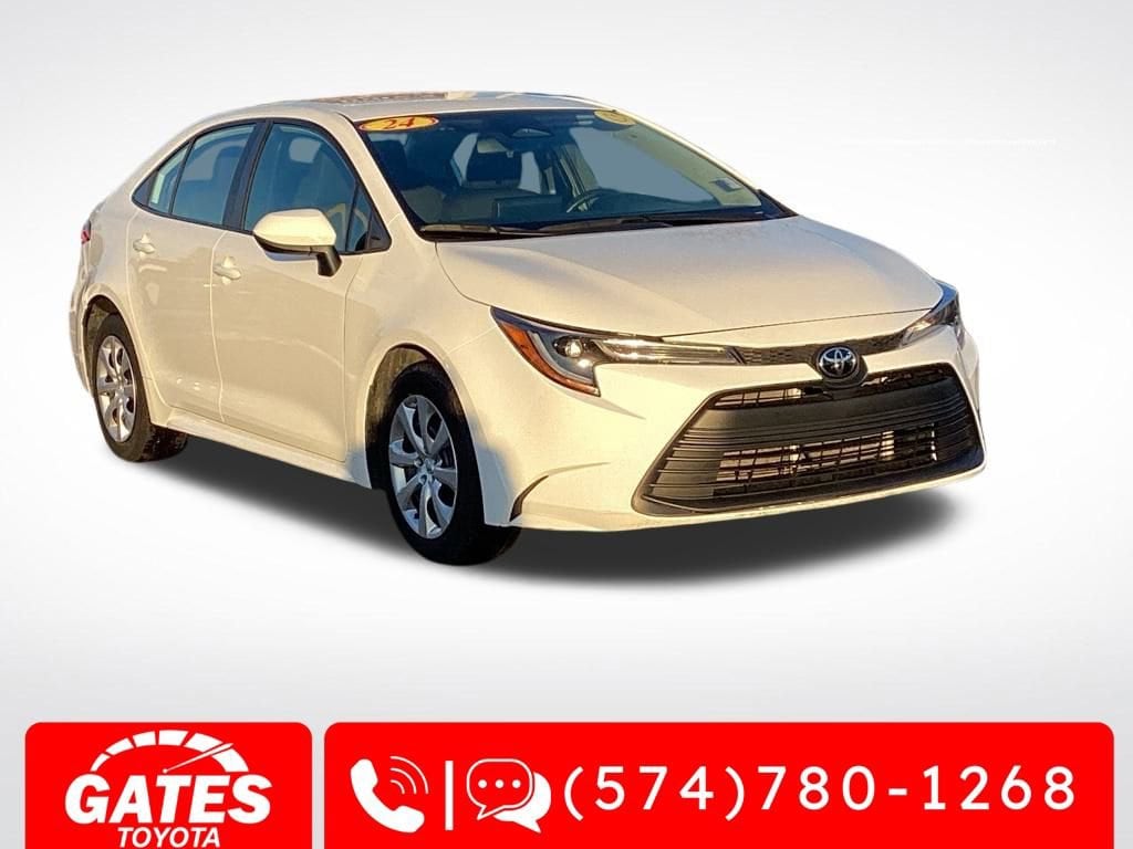 2024 Toyota Corolla LE's photo