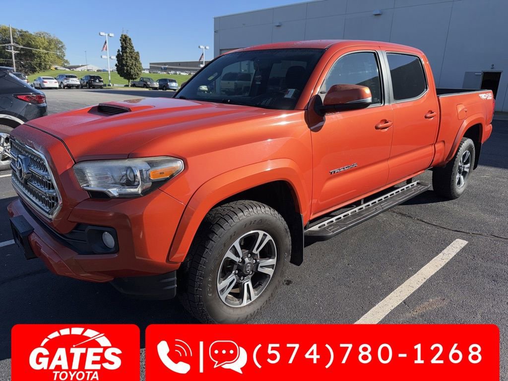 2016 Toyota Tacoma TRD Off-Road photo 2