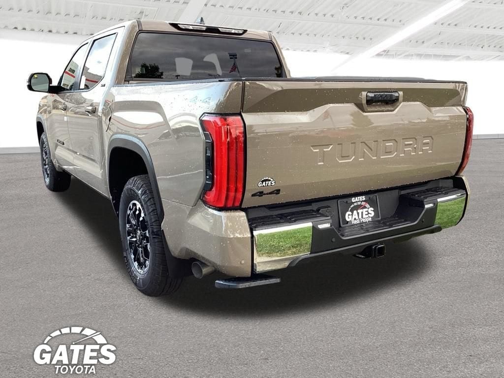 New 2026 Toyota Tundra SR5 SR5 CREWMAX 5.5