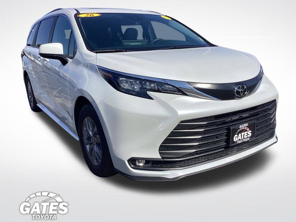 2026 Toyota Sienna XLE