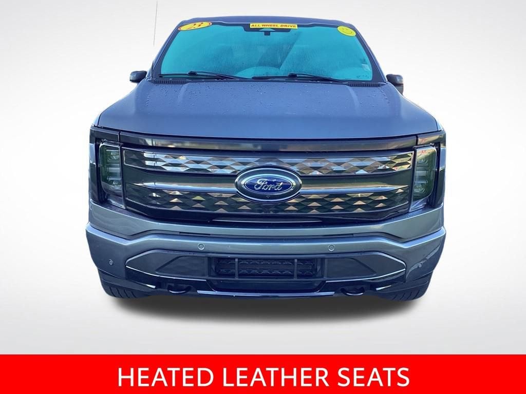 Used 2023 Ford F-150 Lightning Platinum with VIN 1FT6W1EV4PWG34387 for sale in South Bend, IN