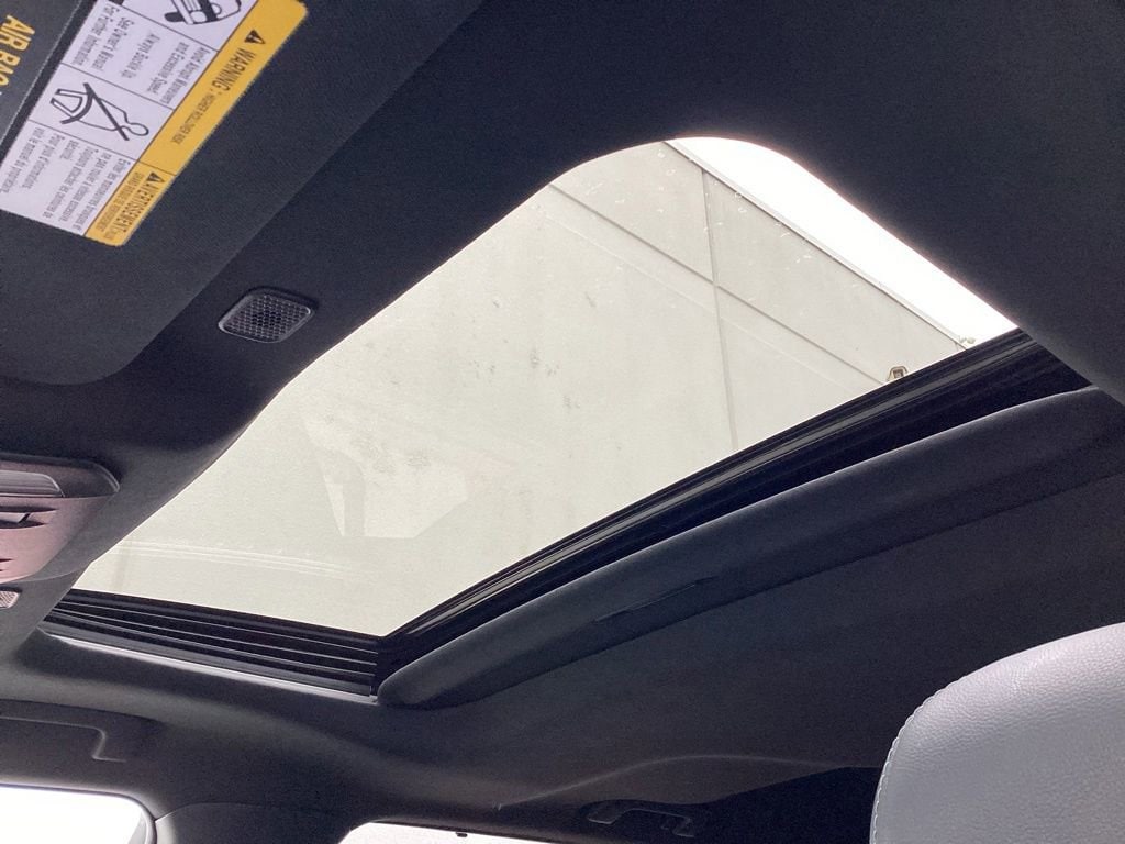 2025 Toyota Highlander XSE - Photo 4