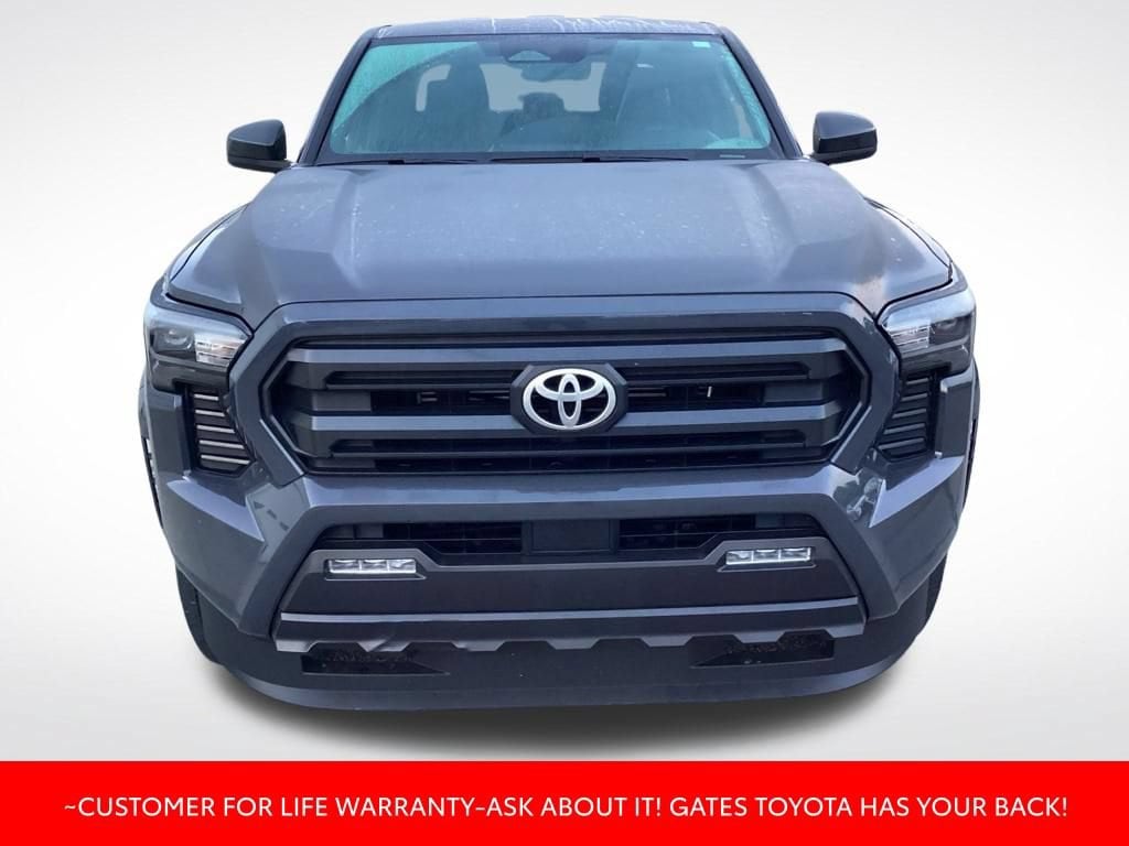Used 2025 Toyota Tacoma SR5 Truck