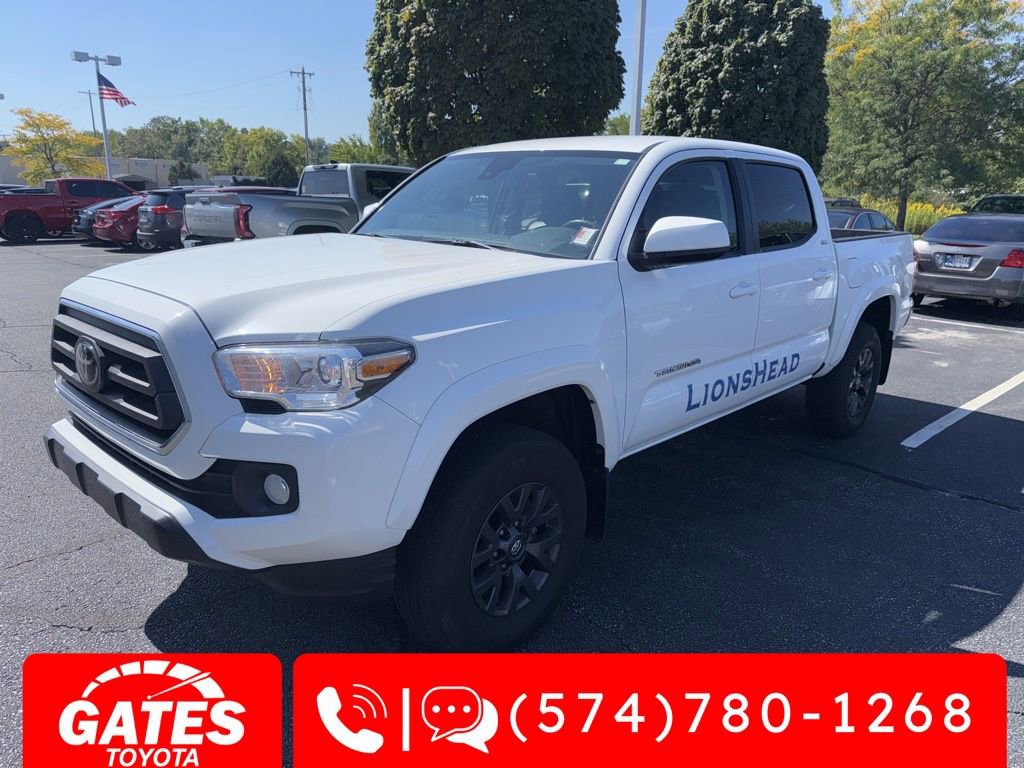 2021 Toyota Tacoma SR5 photo 2