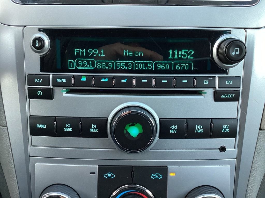 Used 2010 Chevrolet Malibu LS Sedan