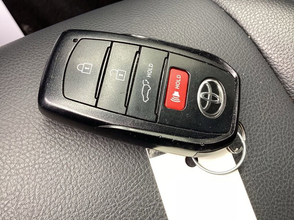 2025 Toyota Highlander XSE - Photo 30
