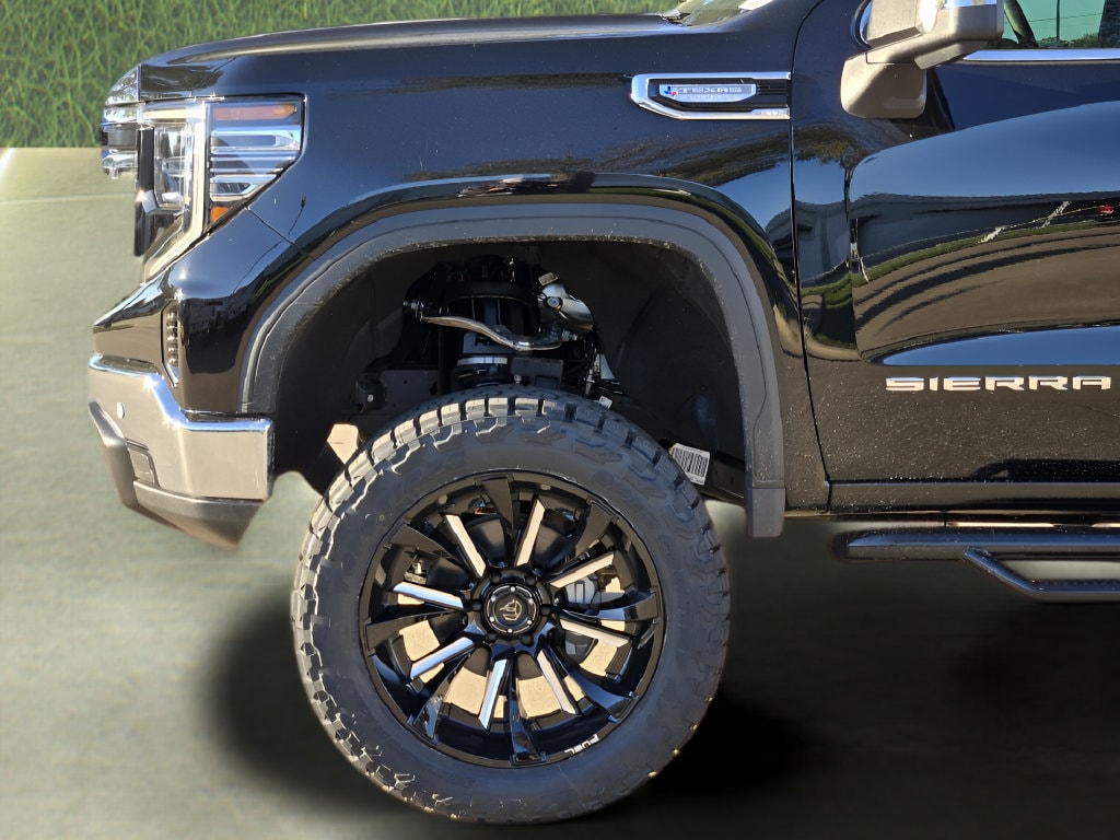 2026 GMC Sierra 1500 SLT - Photo 8
