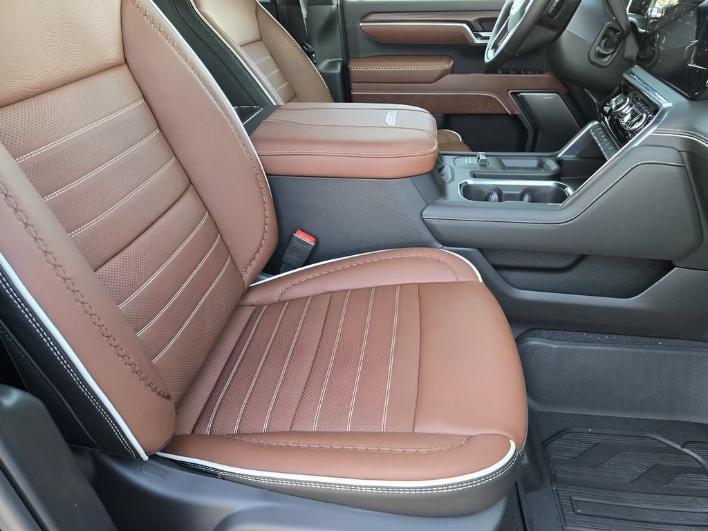 2026 GMC Sierra 2500HD Denali Ultimate - Photo 9