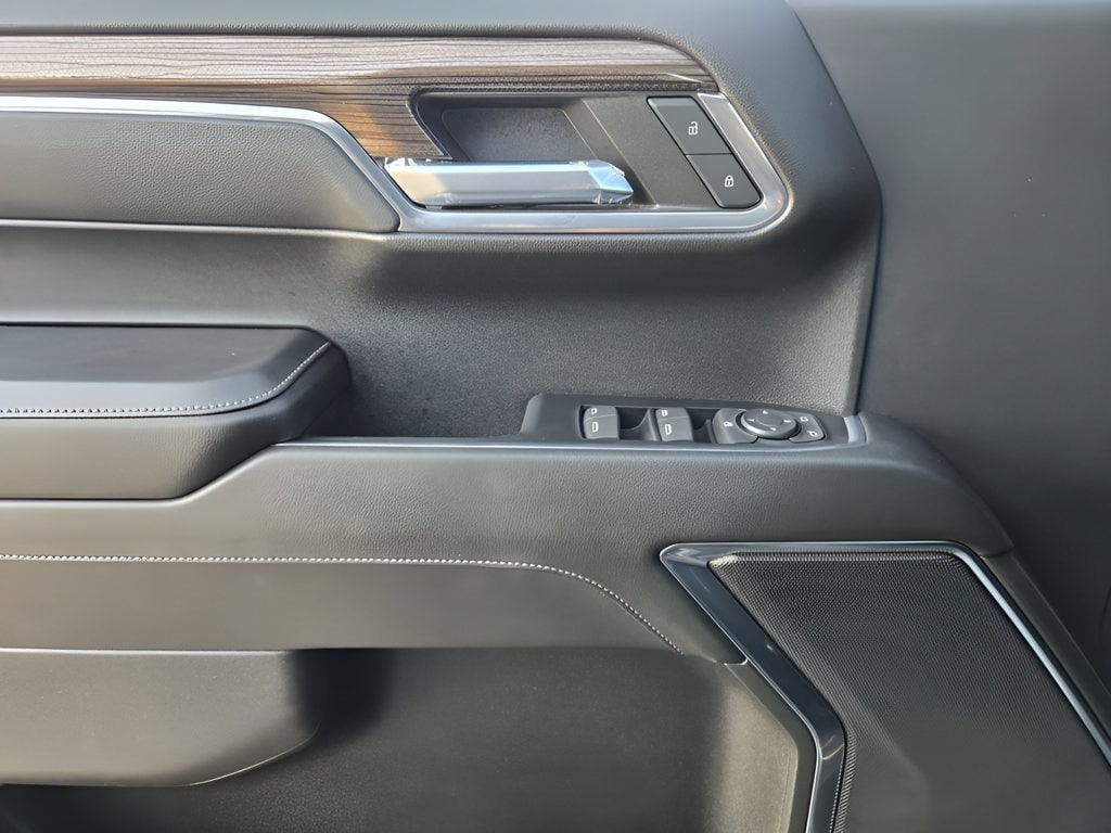 2024 Chevrolet Silverado 1500 LT - Photo 19