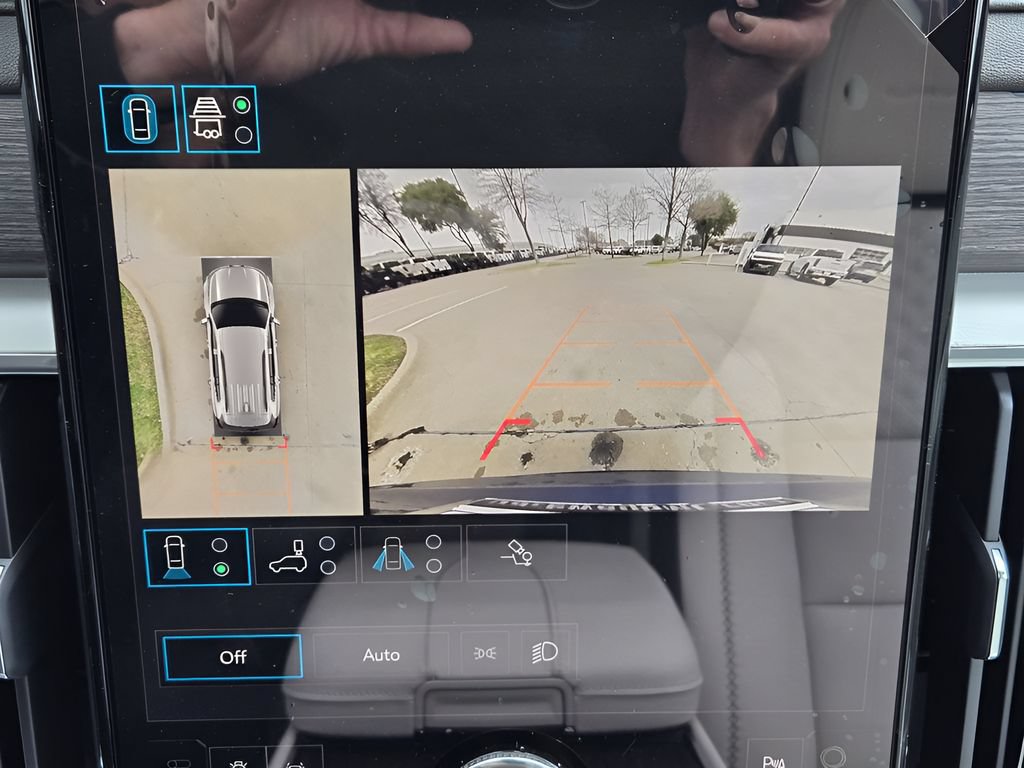 2026 GMC Acadia Denali - Photo 12