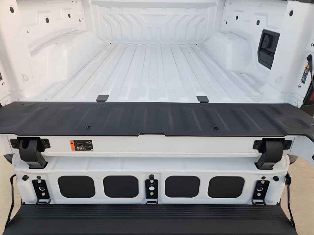 2026 GMC Sierra EV Elevation - Photo 21