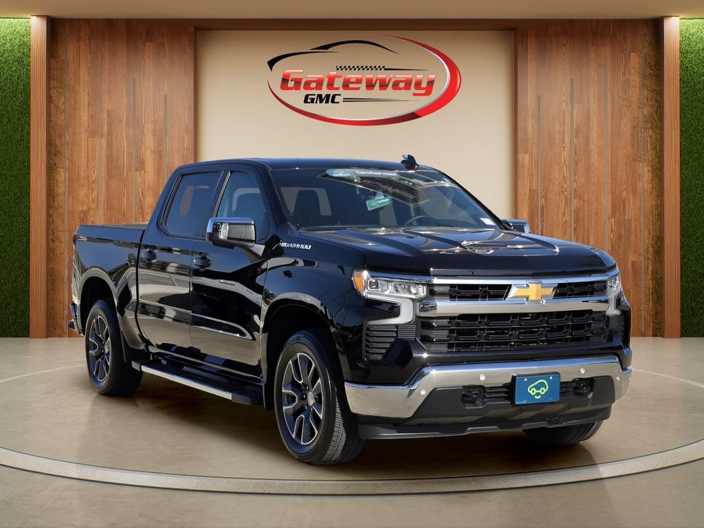 2024 Chevrolet Silverado 1500 LT - Photo 3