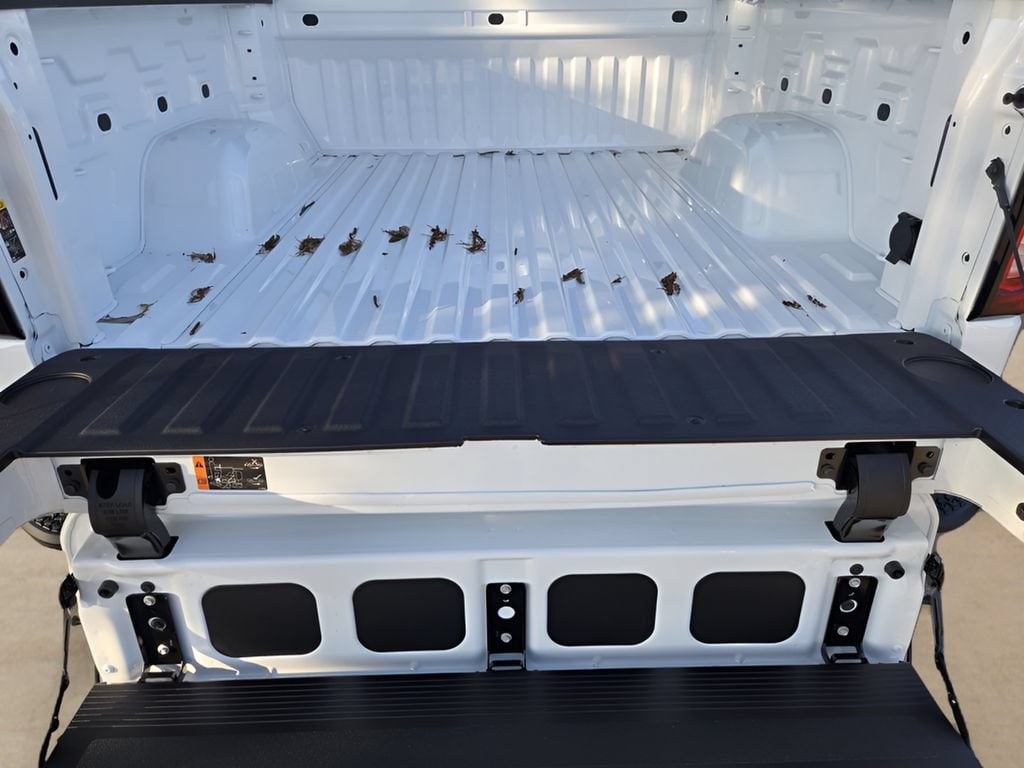 2026 GMC Sierra 1500 SLT - Photo 22