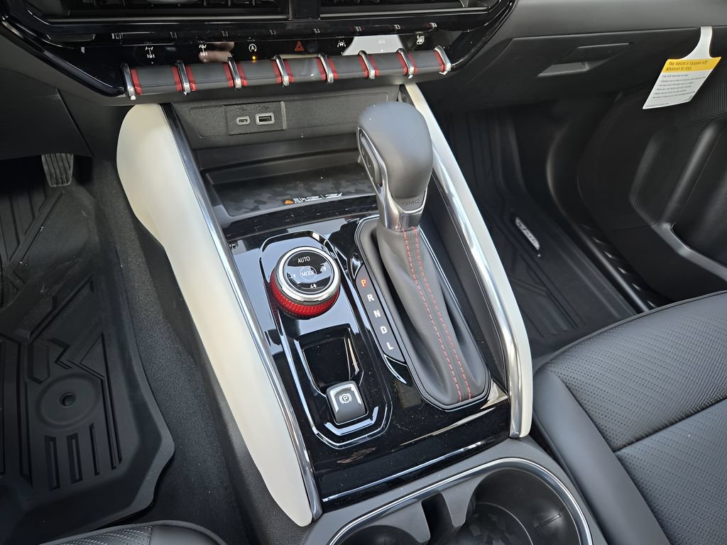 2026 GMC Canyon AT4X - Photo 14