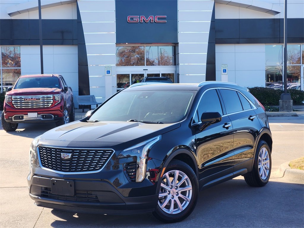 2023 Cadillac XT4 Luxury's photo