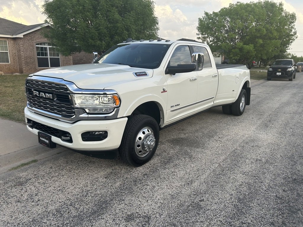 2021 Ram 3500 Limited photo 2
