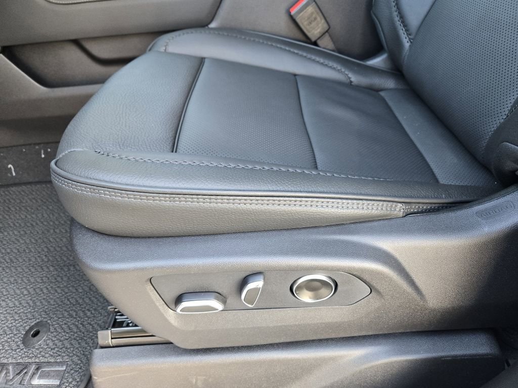2026 GMC Sierra 1500 Denali - Photo 16