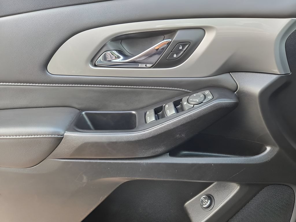 2023 Chevrolet Traverse 1LT - Photo 19