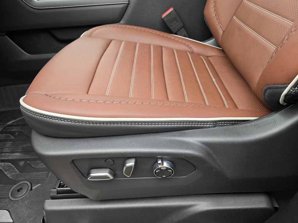 2026 GMC Sierra 2500HD Denali Ultimate - Photo 15