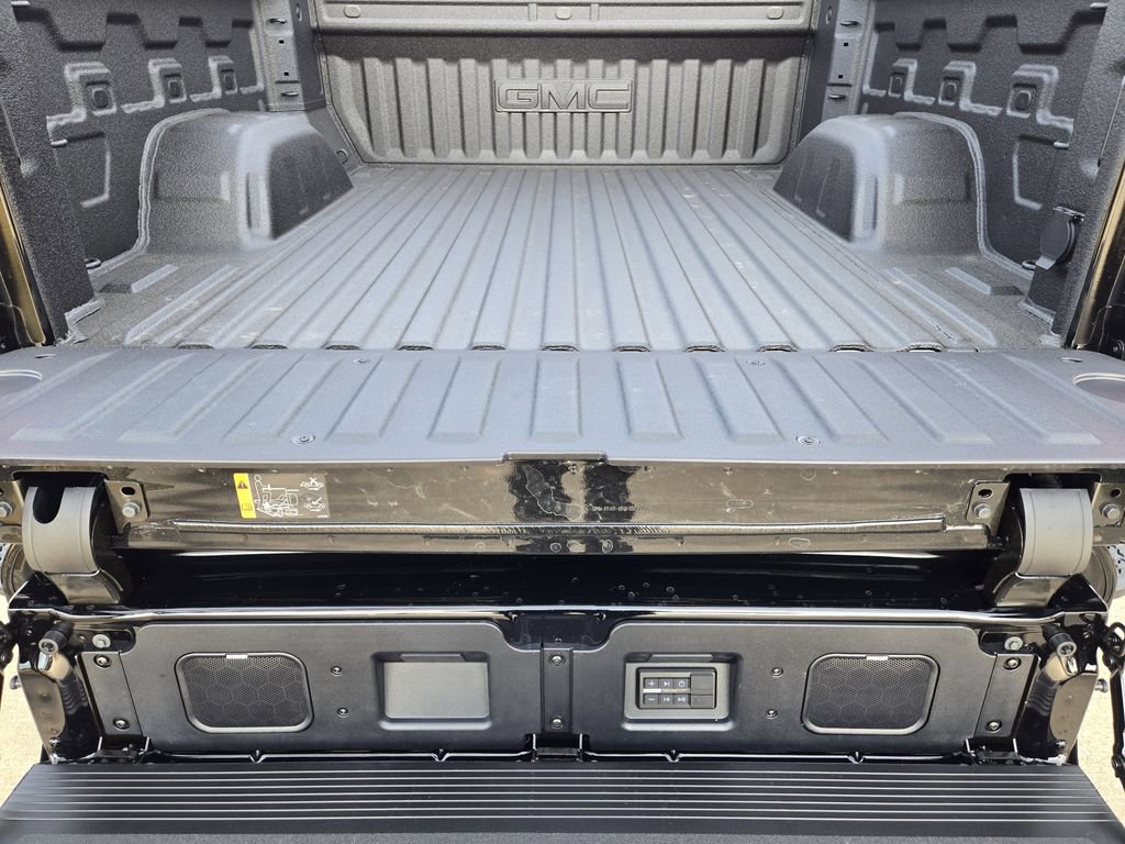 2026 GMC Sierra 1500 AT4X - Photo 22