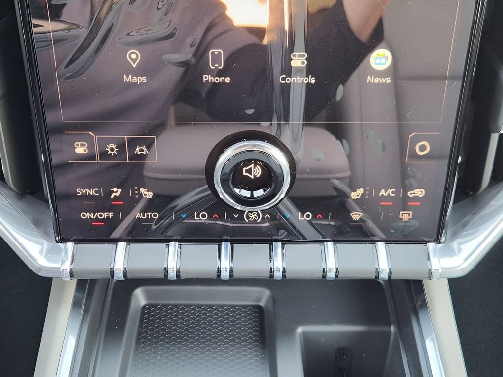 2026 GMC Acadia Elevation - Photo 13