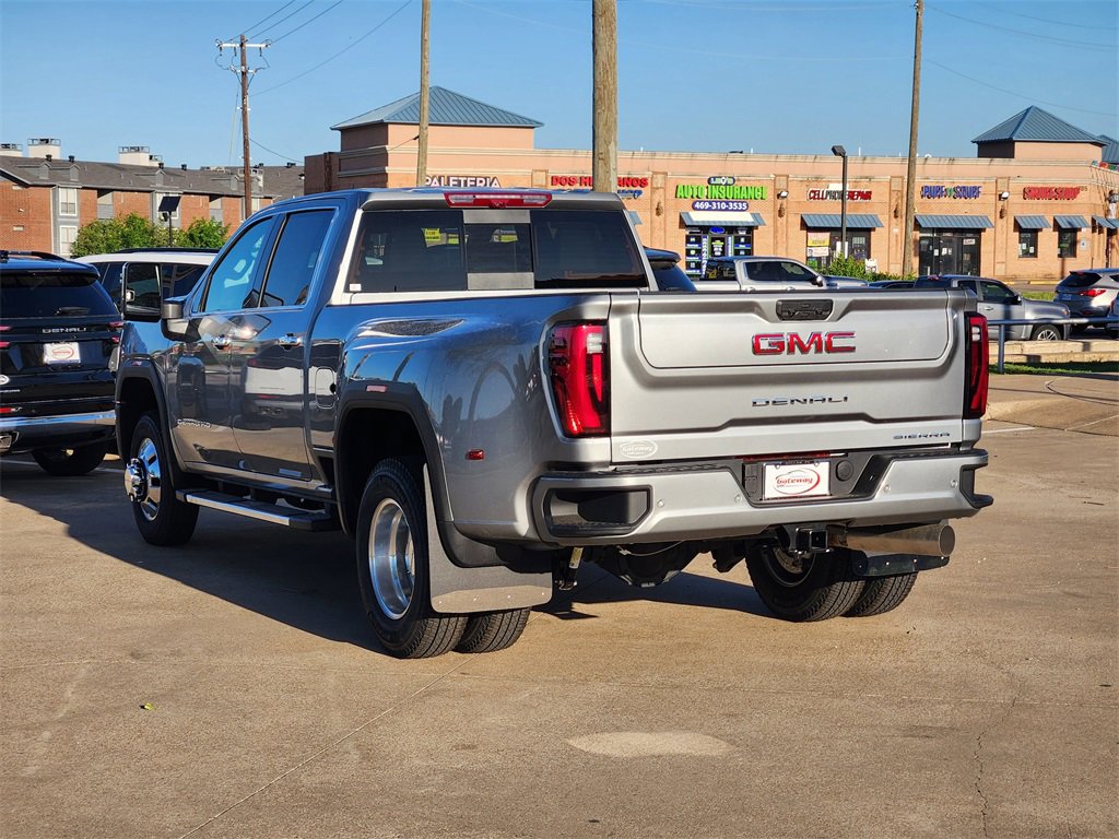 2025 Gmc Sierra 3500 HD Denali photo 3