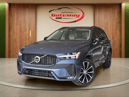 2024 Volvo XC60 B5 Plus Dark Theme SUV