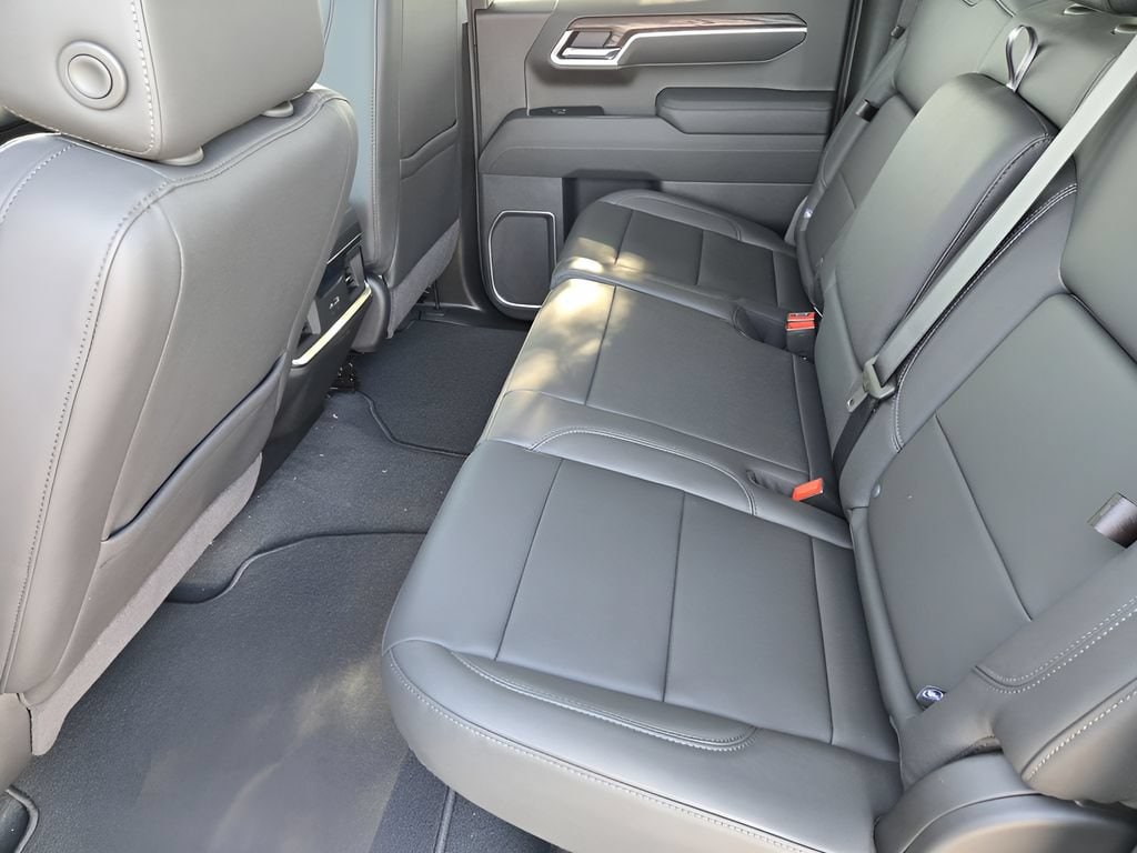 2026 GMC Sierra 1500 SLT - Photo 20