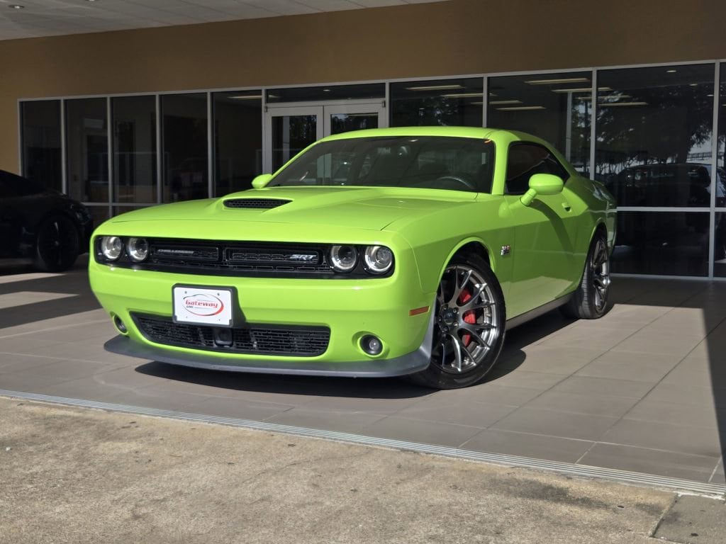 2015 Dodge Challenger SRT 392's photo